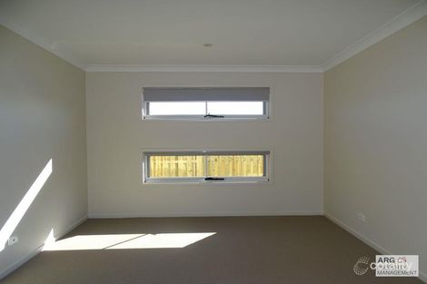 Property photo of 50 Stradbroke Crescent Springfield Lakes QLD 4300