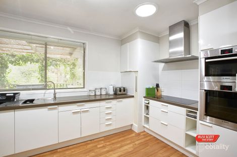 Property photo of 27 Gordon Avenue Inverloch VIC 3996