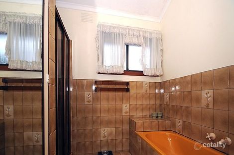 Property photo of 7 Solway Drive Glen Waverley VIC 3150