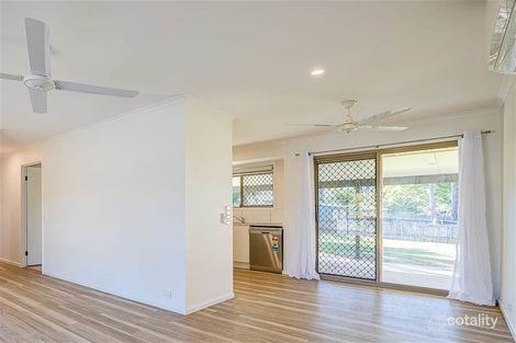 Property photo of 15 Timperley Court Marsden QLD 4132