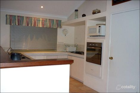 Property photo of 27 Green Croft Gardens Leeming WA 6149