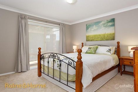 Property photo of 2 Langi Crescent Glenfield Park NSW 2650