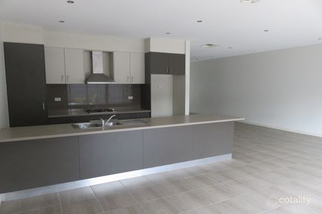 Property photo of 50 Daymar Circuit Craigieburn VIC 3064
