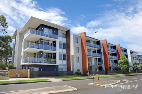 403/98 Lakeside Pde, Jordan Springs, NSW 2747