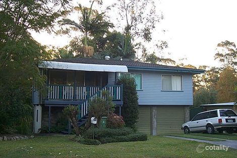 Property photo of 25 Warringah Grove Petrie QLD 4502