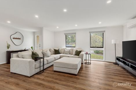Property photo of 9 Collins Grove Croydon North VIC 3136