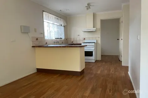 Property photo of 2/11 Jacaranda Drive Mill Park VIC 3082