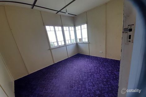 Property photo of 5 Vincent Street West Gladstone QLD 4680