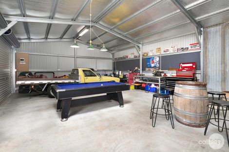 Property photo of 4 United Court Miners Rest VIC 3352