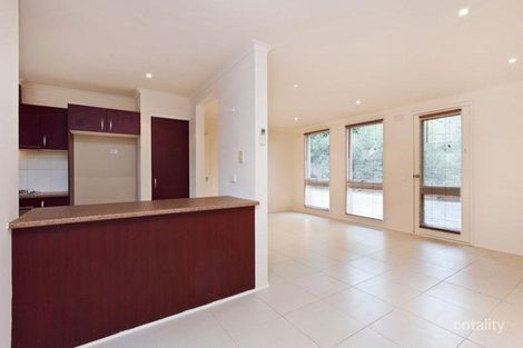 Property photo of 10 Golf Links Crescent Dingley Village VIC 3172