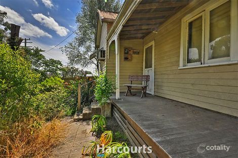 Property photo of 30 Railway Avenue Garfield VIC 3814