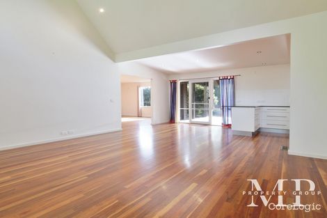 Property photo of 8 Sunningdale Road Rosebud VIC 3939