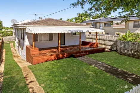 Property photo of 30 Hill Parade Clontarf QLD 4019