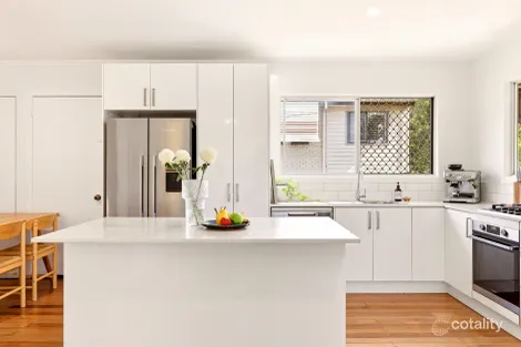Property photo of 30 Hill Parade Clontarf QLD 4019