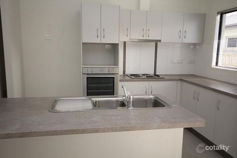 Property photo of 36 Hollanders Crescent Kelso QLD 4815