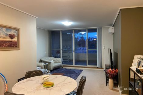 Property photo of 206/1 The Piazza Wentworth Point NSW 2127