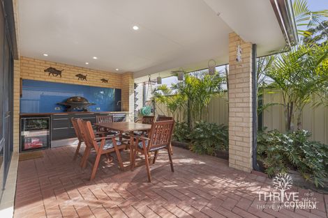 Property photo of 11 Gillen Way Success WA 6164
