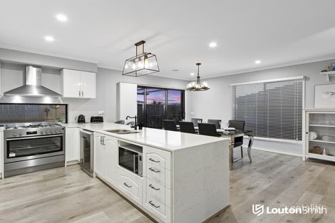 Property photo of 1 Catfish Street Clyde North VIC 3978