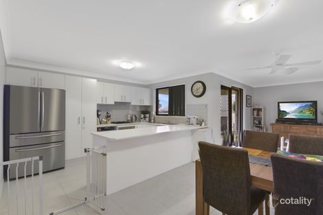 Property photo of 16 Chestnut Grove Woongarrah NSW 2259