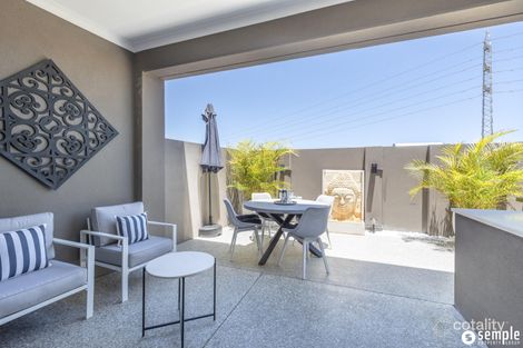 Property photo of 4A Seascape View Yangebup WA 6164