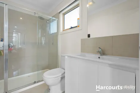 Property photo of 34 Central Road Hampton Park VIC 3976