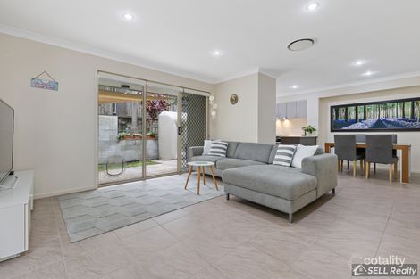 Property photo of 28/11 Tripcony Place Wakerley QLD 4154