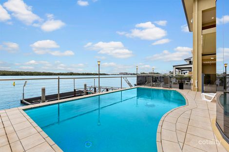 Property photo of 5 Arrowsmith Court Paradise Point QLD 4216