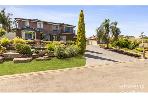 6 Brackenmoor Cl, Hillbank, SA 5112