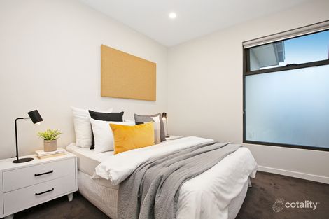 Property photo of 72B Cheddar Road Reservoir VIC 3073