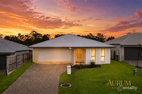 4 FLINT PL, PARK RIDGE, QLD 4125