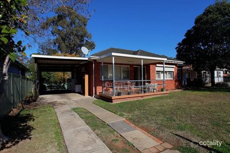 28 South Pacific Ave, Mount Pritchard, NSW 2170