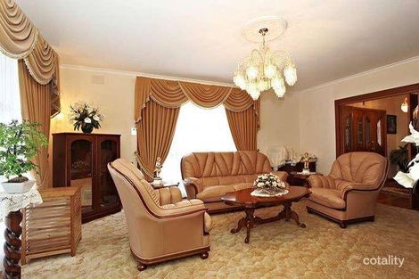 Property photo of 10 Roberts Avenue Hoppers Crossing VIC 3029