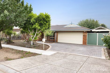2 Flagstaff Lane, Taylors Hill, VIC 3037