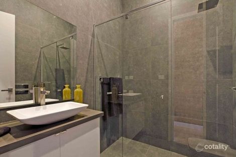 Property photo of 2A Regent Street Ascot Vale VIC 3032