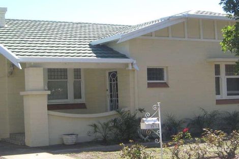 15 Fisher Tce, Glenelg North, SA 5045