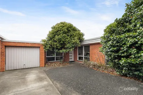 3/7 Gold Ct, Hastings, VIC 3915