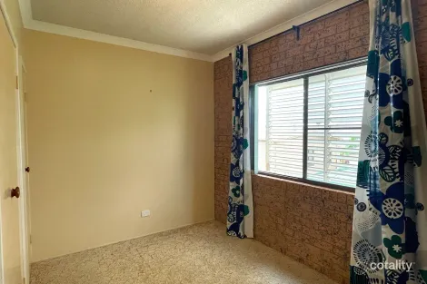 Property photo of 2/27 Solander Esplanade Banksia Beach QLD 4507