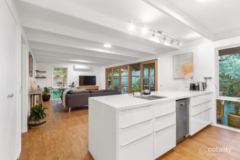 Property photo of 2 Russett Court Frankston VIC 3199