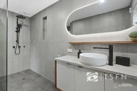 Property photo of 95 Mistletoe Street Golden Square VIC 3555