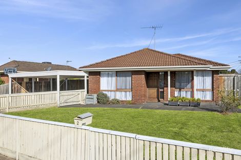 2 Conrad Ct, Whittington, VIC 3219