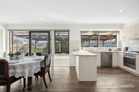 Property photo of 2 Conrad Court Whittington VIC 3219