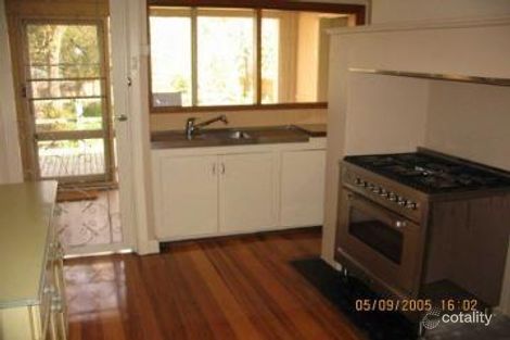 Property photo of 8 Halsey Street Box Hill South VIC 3128