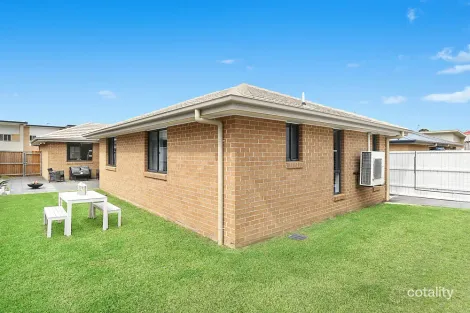 Property photo of 1 Wallbank Way Bulli NSW 2516