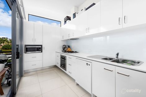Property photo of 2/69 Forbes Street Hawthorne QLD 4171