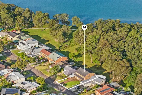 156 Gamban Rd, Gwandalan, NSW 2259