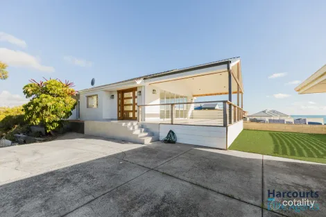 Property photo of 10 Michael Road Waikiki WA 6169
