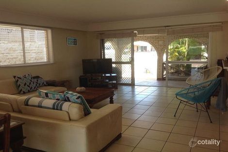 Property photo of 20 Swordfish Court Palm Beach QLD 4221