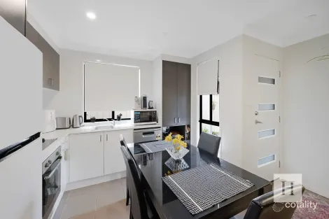 Property photo of 4 Mornington Circuit Gwandalan NSW 2259
