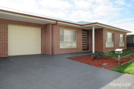 Property photo of 24 Alkira Circuit Horsley NSW 2530