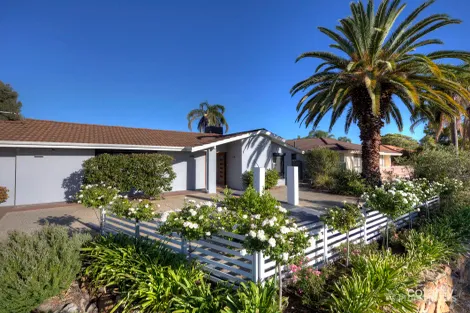 16 Chancery Lane, Alexander Heights, WA 6064